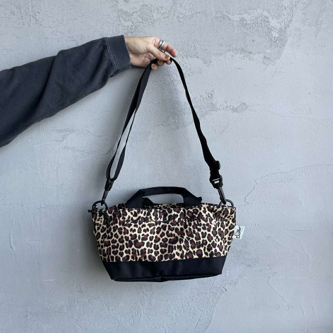 Drifter [ドリフター] ワイドトートバッグ [DFV4670] 77 LEO/BLK