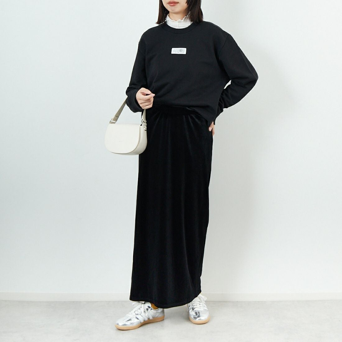 USINE [ユジーヌ] ベロアタイトスカート [IN2-SK-5] BLACK &&モデル身長：162cm 着用サイズ：36&&