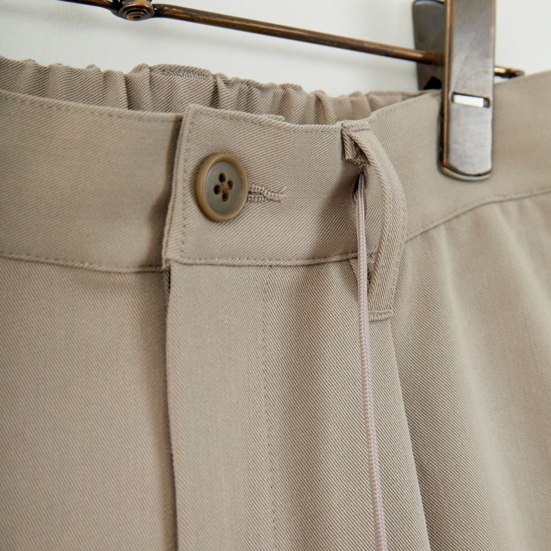 Noir Fabrik [ヌワールファブリック] ウエストドロー付カーブイージーパンツ [IN17-PT-5] KHK BEIGE