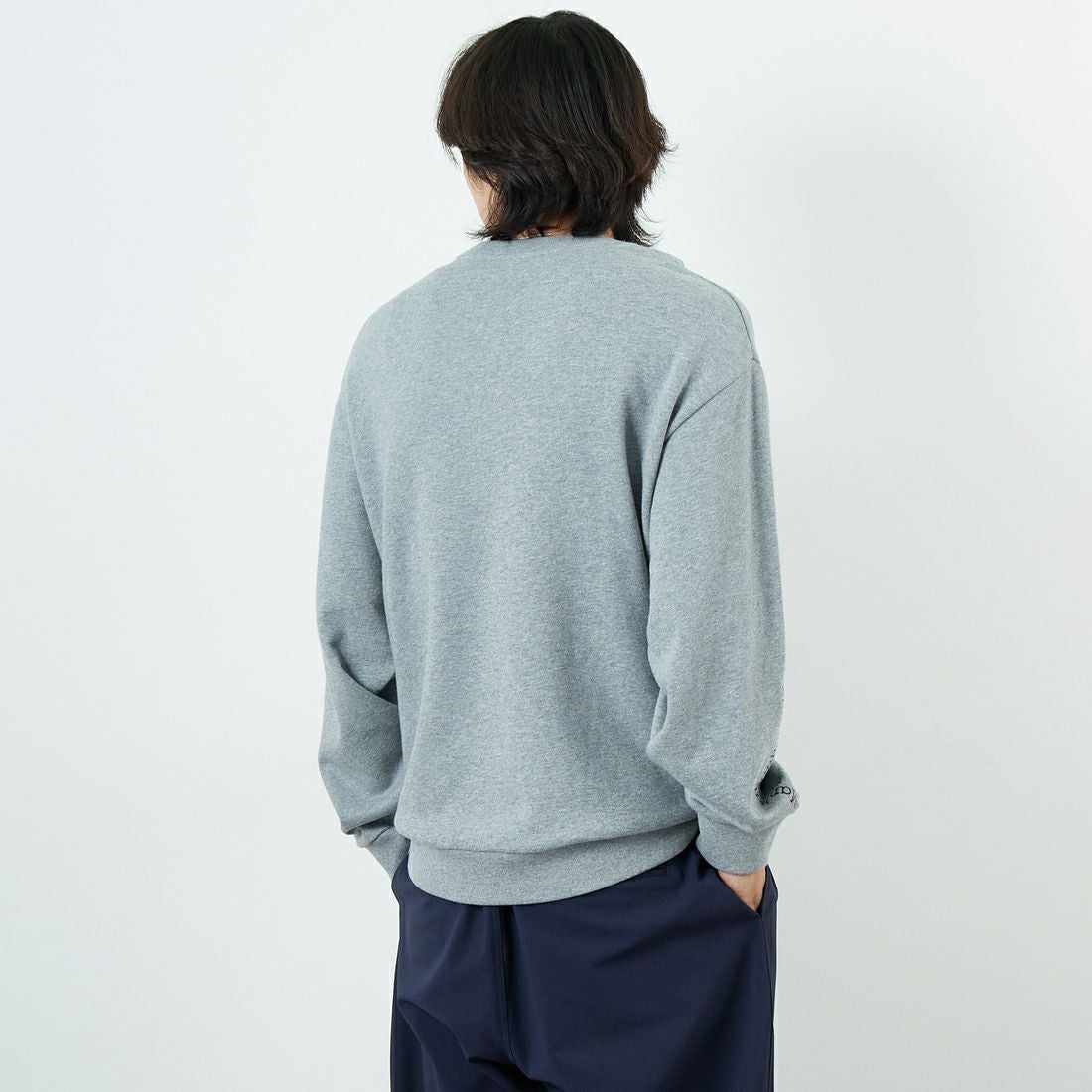 MANHATTAN PORTAGE [マンハッタンポーテージ] ロゴ刺繍スウェット [MP-M598] 04 H.GRAY &&モデル身長：179cm 着用サイズ：L&&