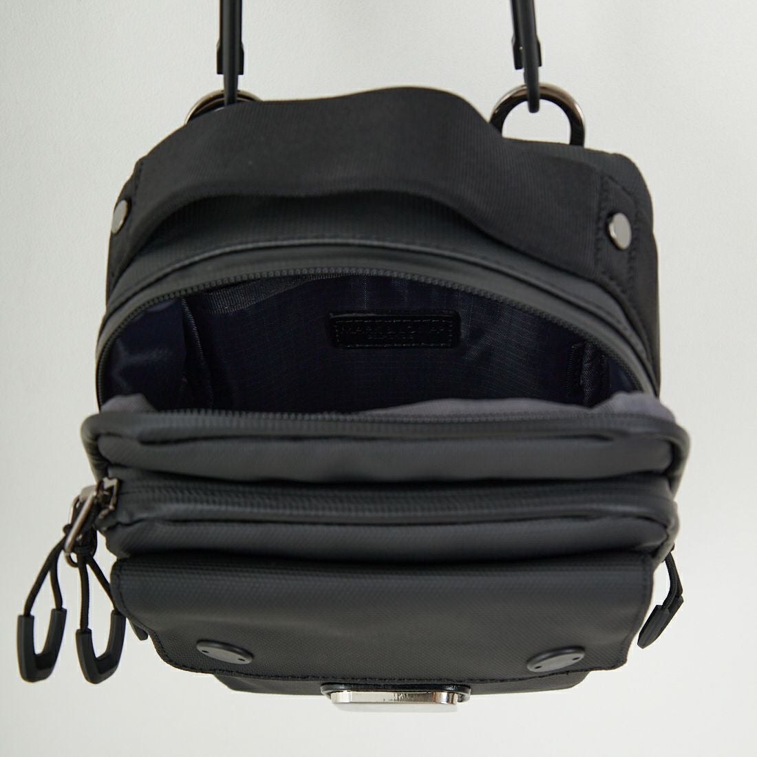 MARK & LONA [マークアンドロナ] 3WAYポーチバッグ [MVS-5C-SB43] BLACK