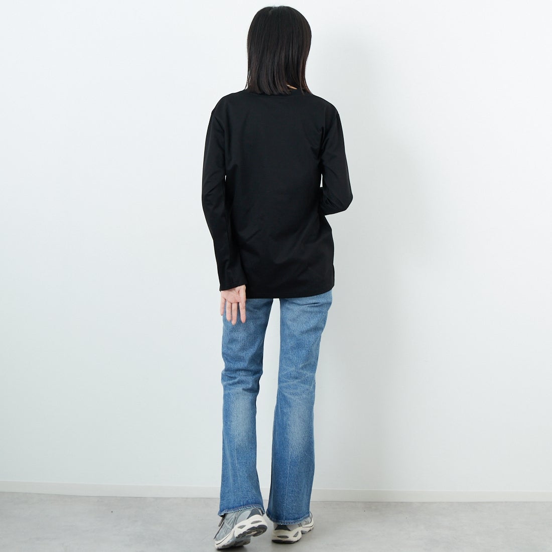 TATRAS [タトラス] OLITICA ロングスリーブTシャツ [LJXA0058083588] BLACK &&モデル身長：162cm 着用サイズ：2&&