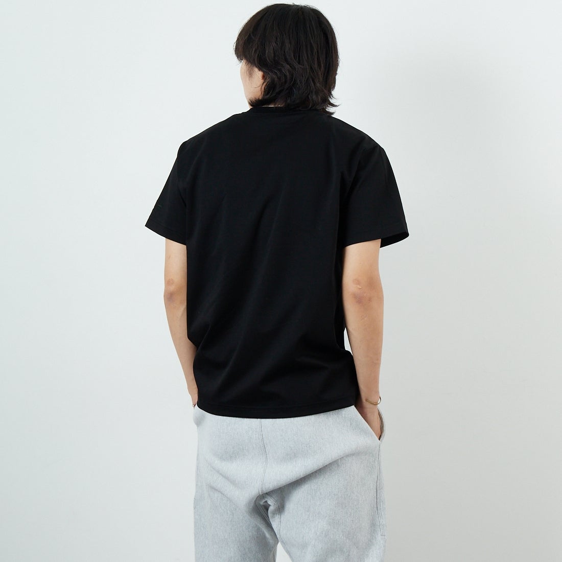 TATRAS [タトラス] PACECO ショートスリーブTシャツ [MJXA0166083588] BLACK &&モデル身長：179cm 着用サイズ：1&&