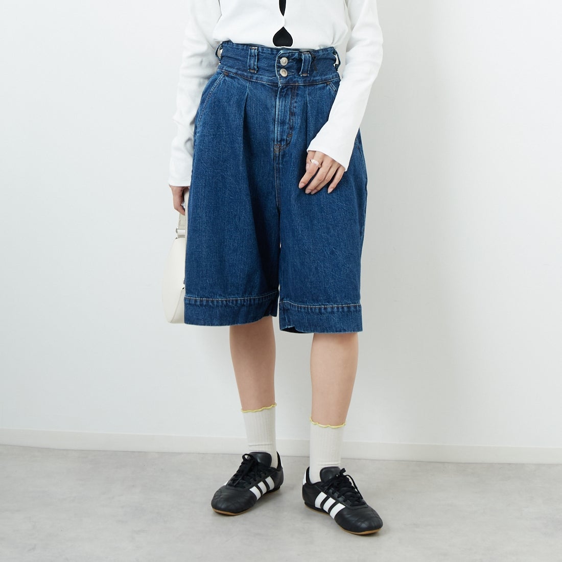 40 MID BLU&&モデル身長：162cm 着用サイズ：XS&&