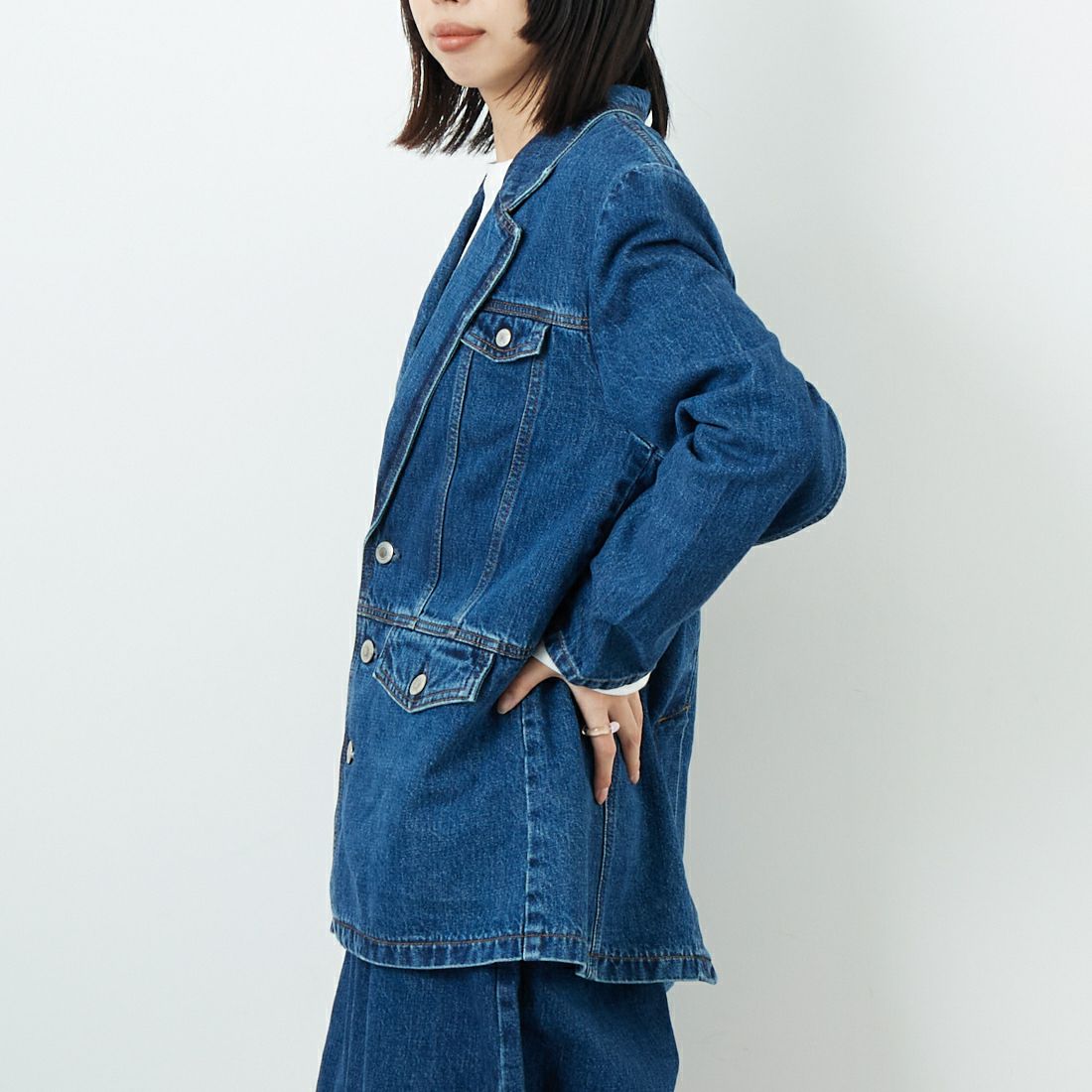 SOMETHING [サムシング] デニムブレザー [SAT006] 40 MID BLU &&モデル身長：162cm 着用サイズ：F&&