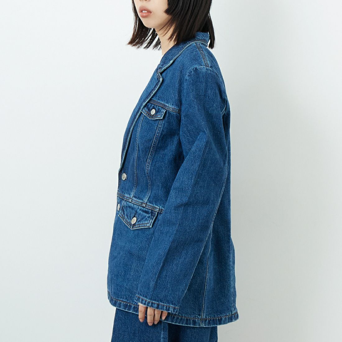 SOMETHING [サムシング] デニムブレザー [SAT006] 40 MID BLU &&モデル身長：162cm 着用サイズ：F&&