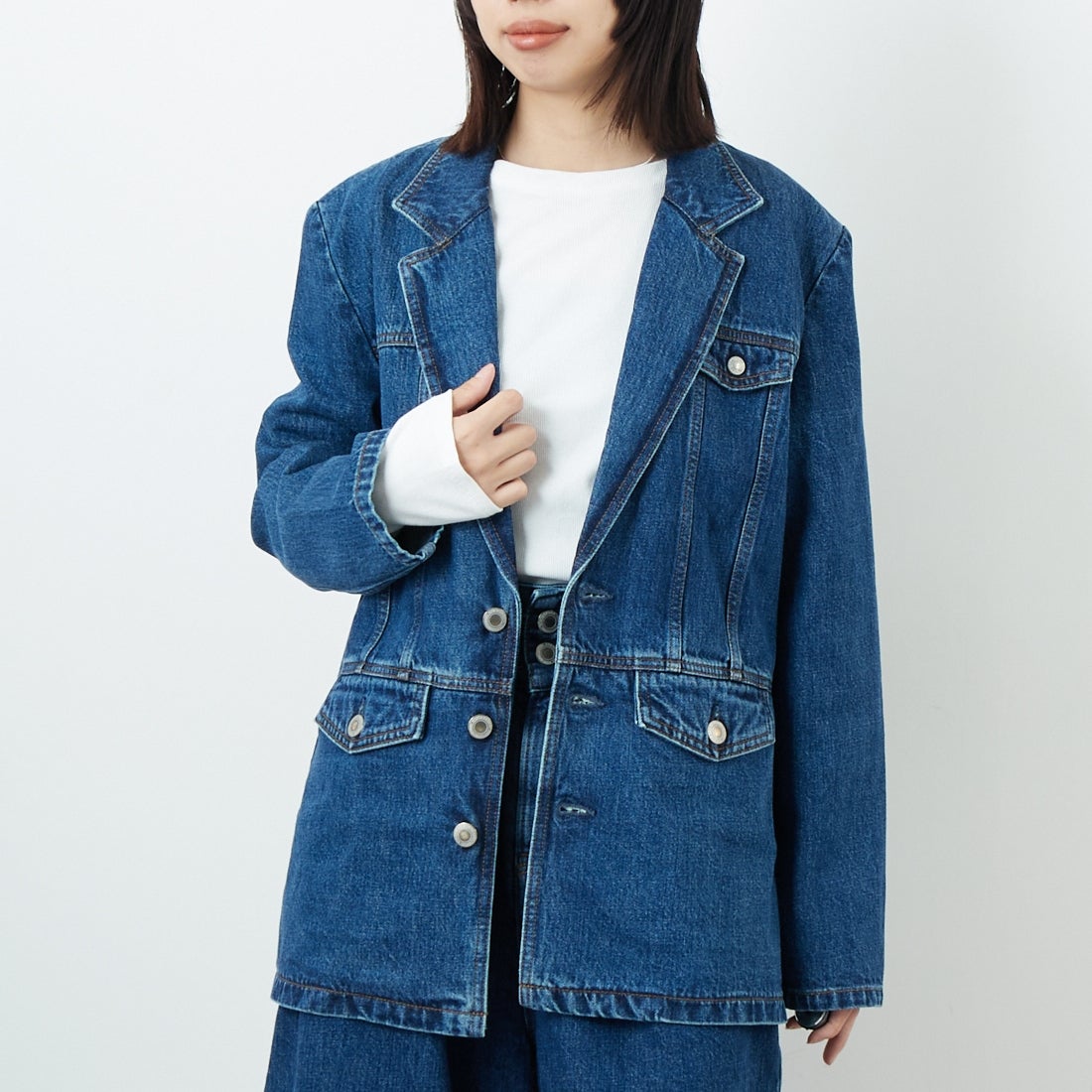 SOMETHING [サムシング] デニムブレザー [SAT006] 40 MID BLU &&モデル身長：162cm 着用サイズ：F&&