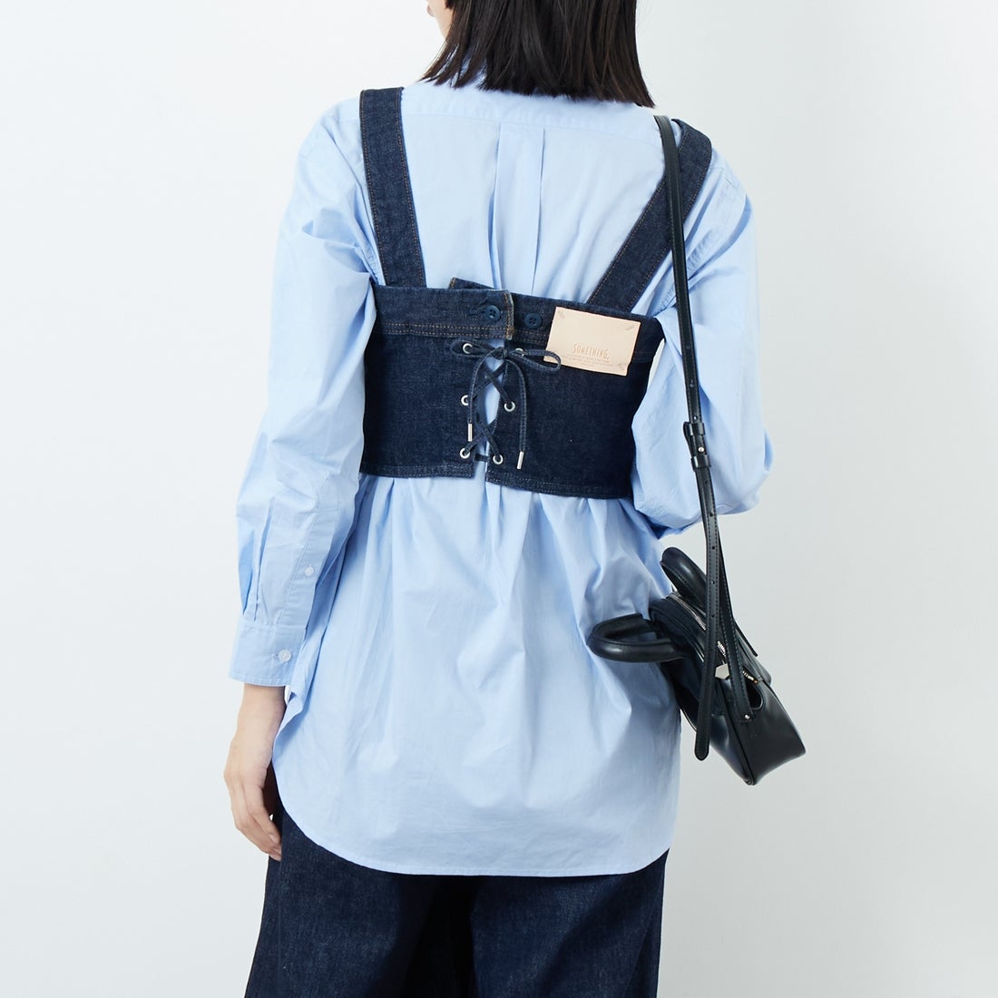 SOMETHING [サムシング] デニムビスチェ [SAT001] 00 O.W &&モデル身長：162cm 着用サイズ：F&&