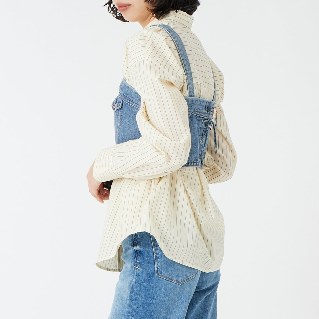 SOMETHING [サムシング] デニムビスチェ [SAT001] 94 L.BLUE &&モデル身長：162cm 着用サイズ：F&&