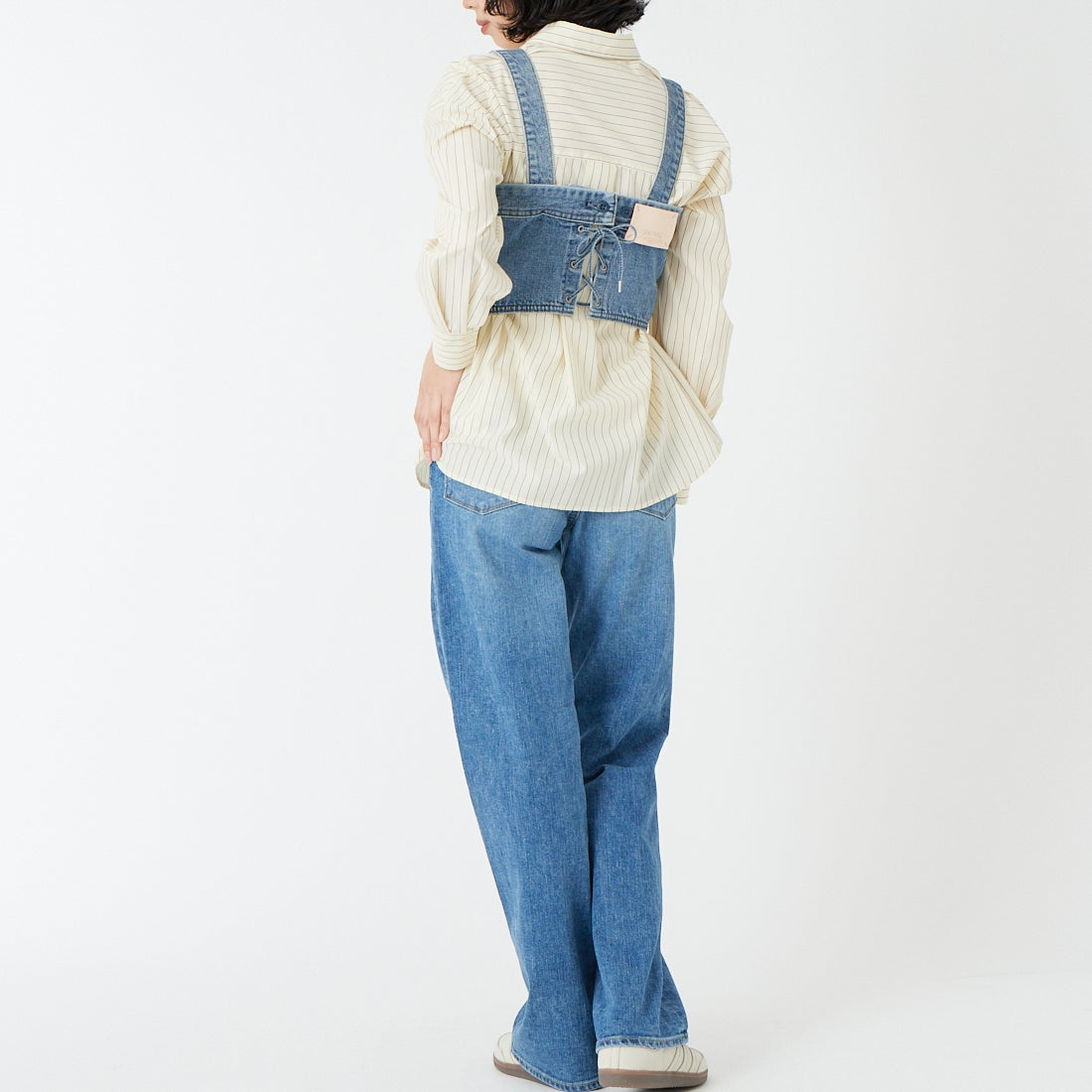 SOMETHING [サムシング] デニムビスチェ [SAT001] 94 L.BLUE &&モデル身長：162cm 着用サイズ：F&&