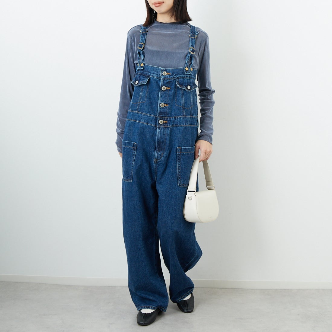 40 MID BLU&&モデル身長：162cm 着用サイズ：F&&