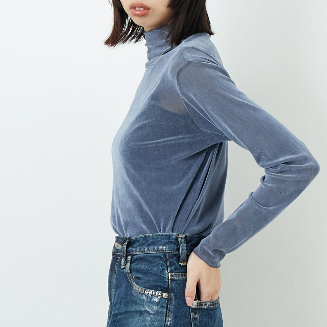 USINE [ユジーヌ] フロッキーチュールタートルネックTシャツ [21256065] 070 ﾌﾞﾙｰｸﾞ &&モデル身長：162cm 着用サイズ：F&&