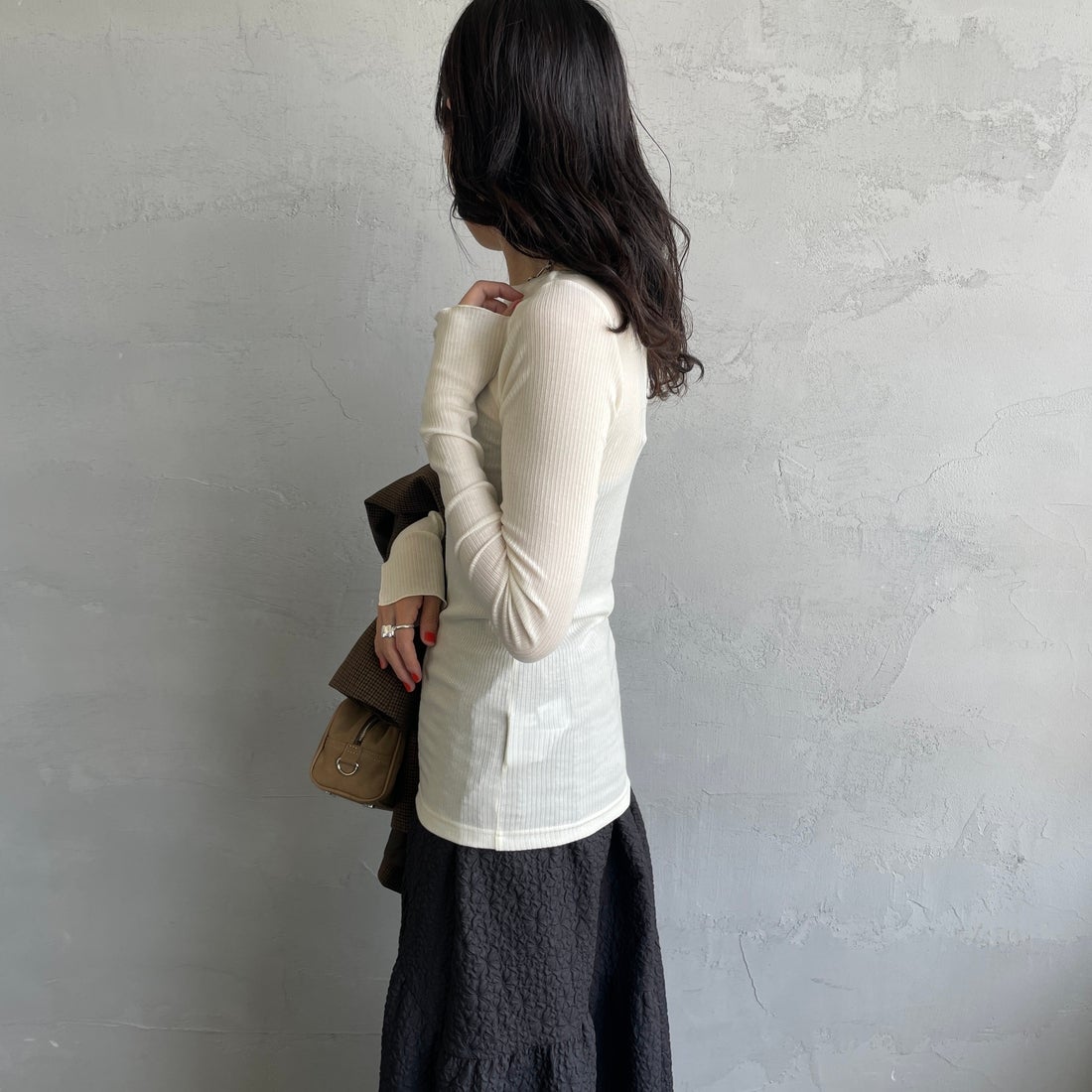 USINE [ユジーヌ] カシミアシルク シアーボートネックカットソー [21256066] 031 ｵﾌ &&モデル身長：160cm 着用サイズ：36&&