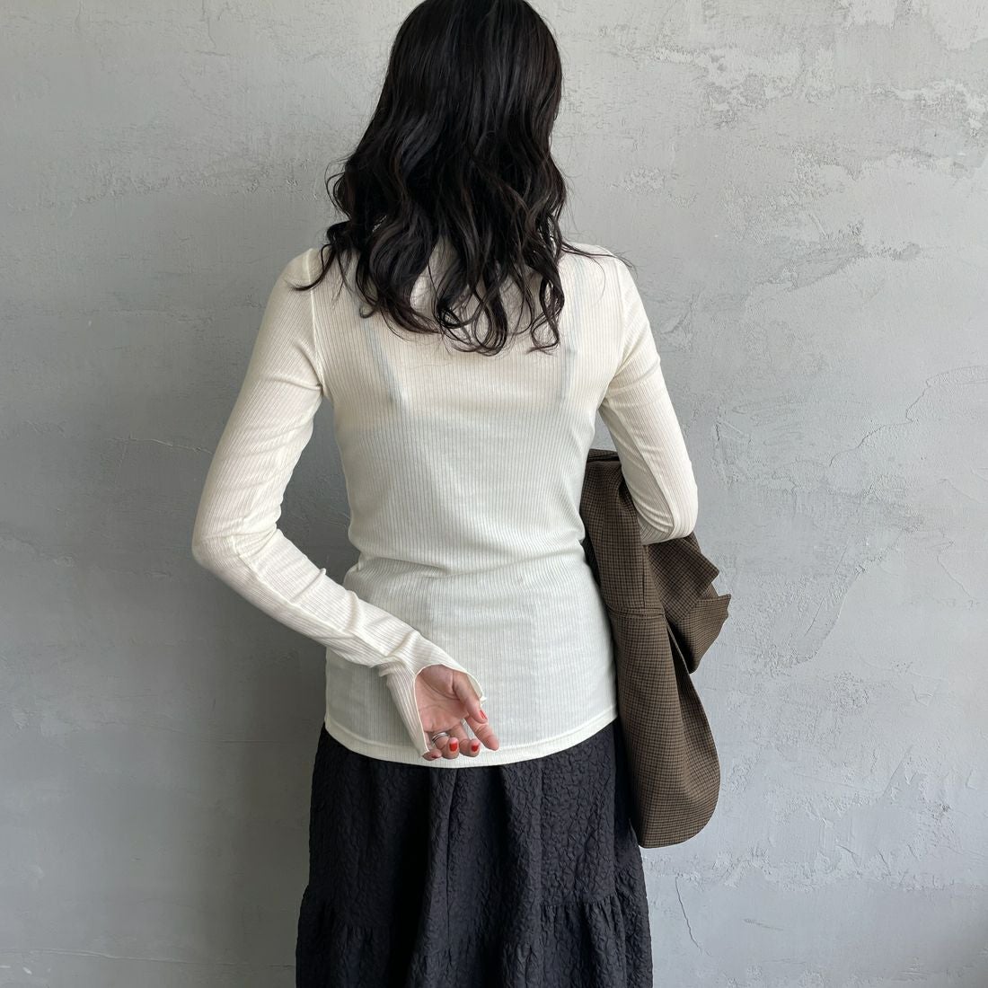 USINE [ユジーヌ] カシミアシルク シアーボートネックカットソー [21256066] 031 ｵﾌ &&モデル身長：160cm 着用サイズ：36&&