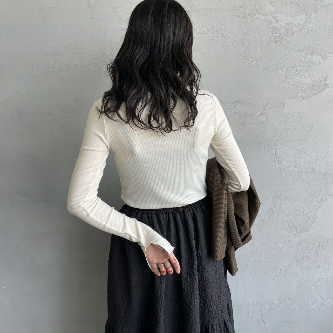 USINE [ユジーヌ] カシミアシルク シアーボートネックカットソー [21256066] 031 ｵﾌ &&モデル身長：160cm 着用サイズ：36&&