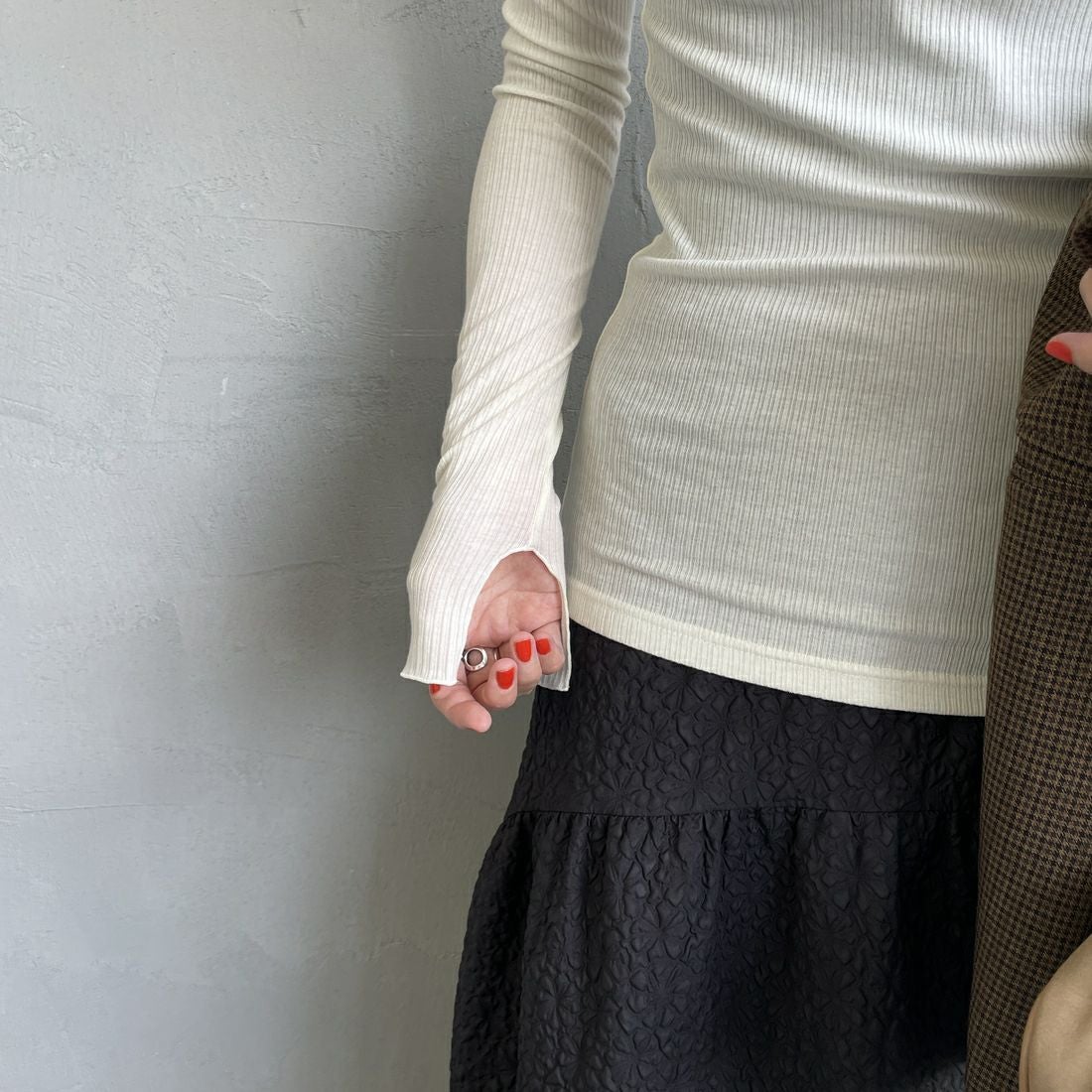 USINE [ユジーヌ] カシミアシルク シアーボートネックカットソー [21256066] 031 ｵﾌ &&モデル身長：160cm 着用サイズ：36&&