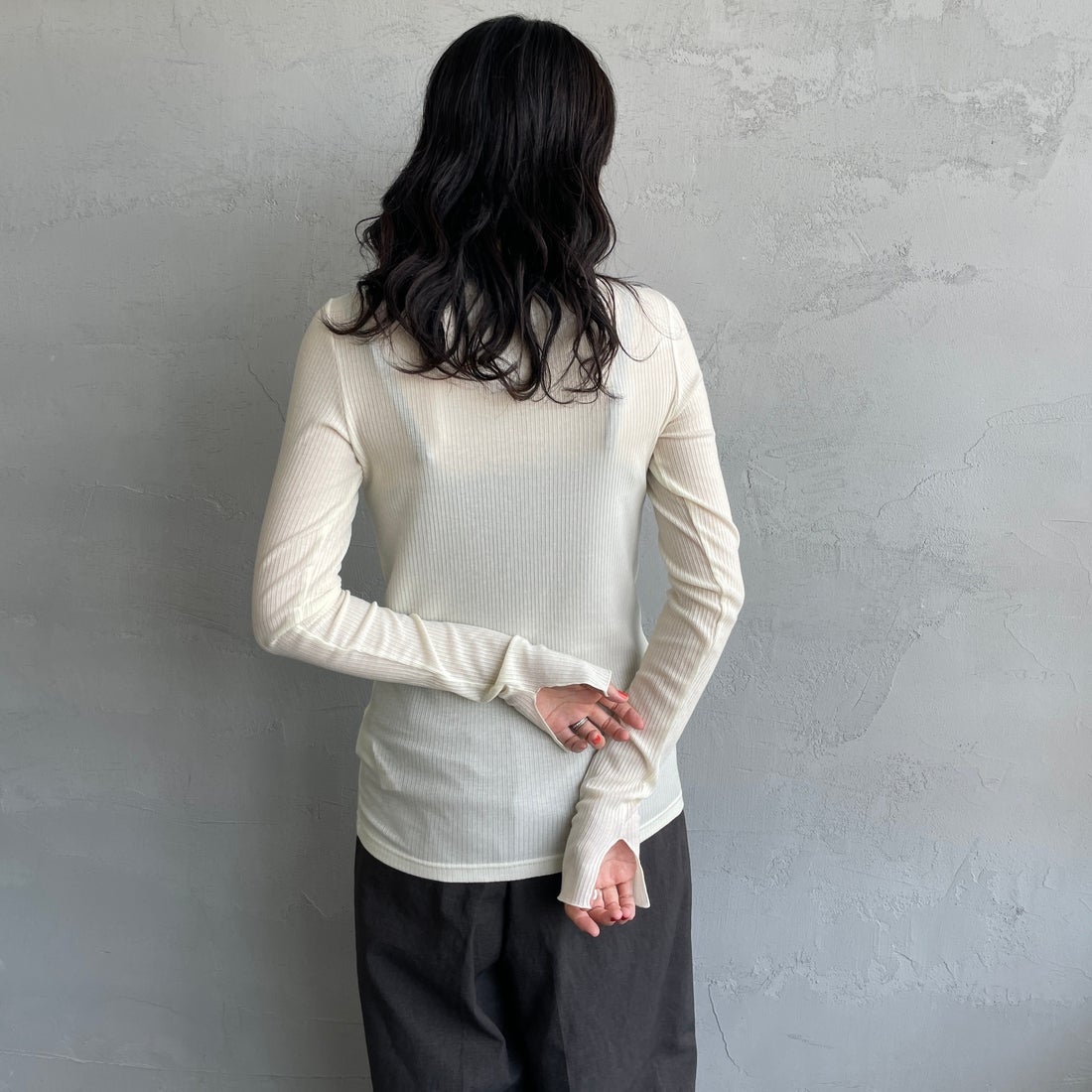 USINE [ユジーヌ] カシミアシルク シアーボートネックカットソー [21256066] 031 ｵﾌ &&モデル身長：160cm 着用サイズ：38&&