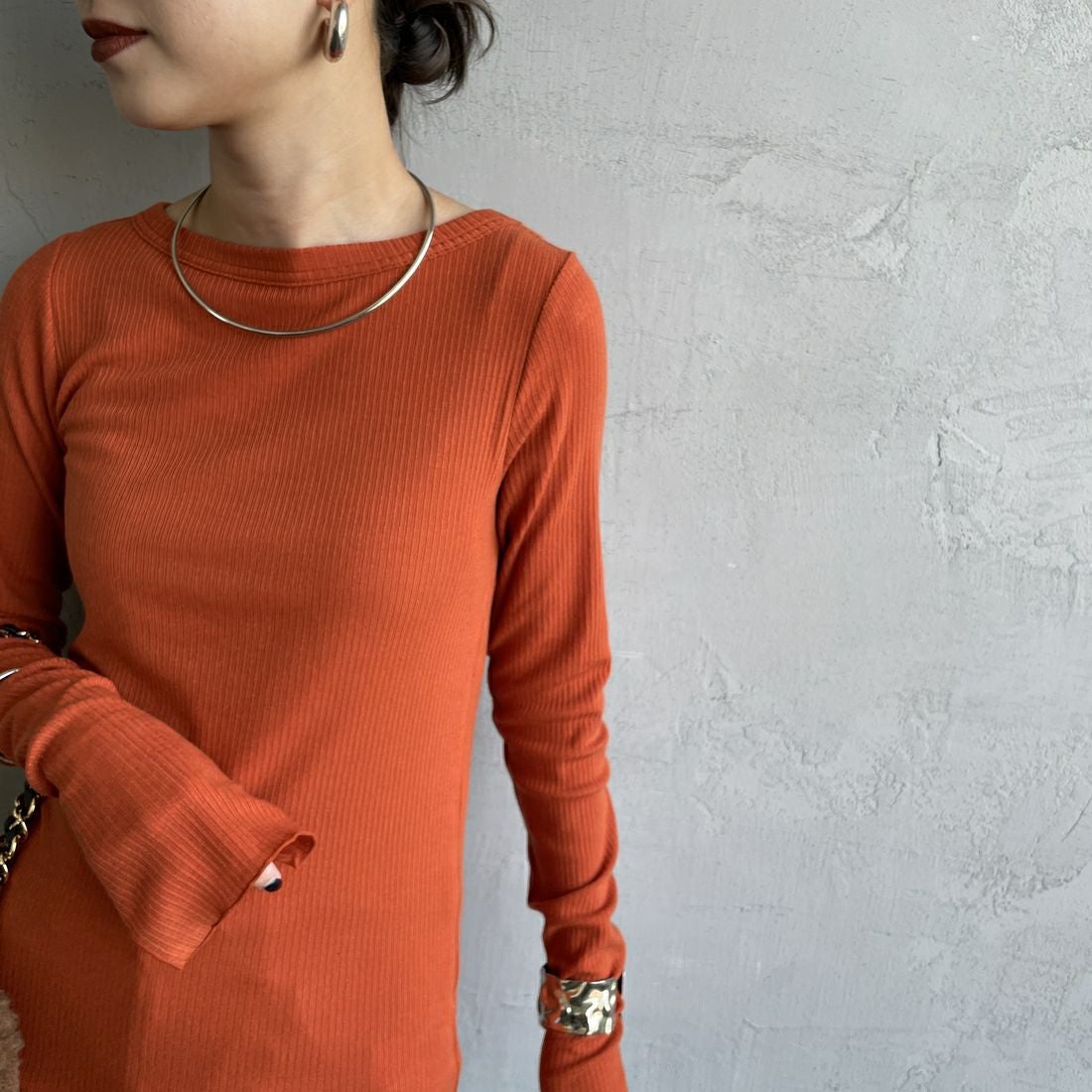 USINE [ユジーヌ] カシミアシルク シアーボートネックカットソー [21256066] 020 ｵﾚﾝｼﾞ &&モデル身長：150cm 着用サイズ：36&&