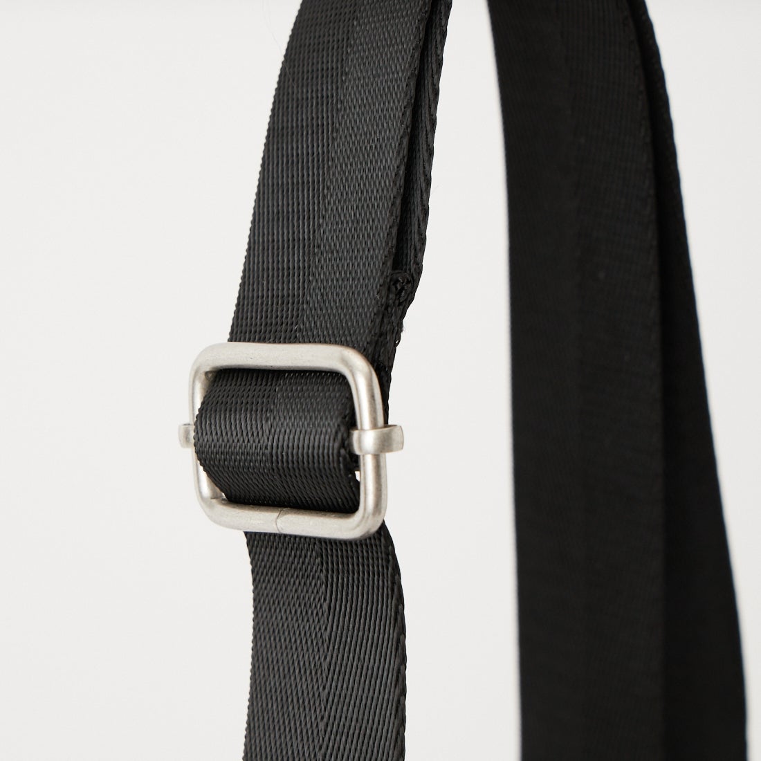 TRIFFER [トリファー] サークルバッグ [J150] BLACK