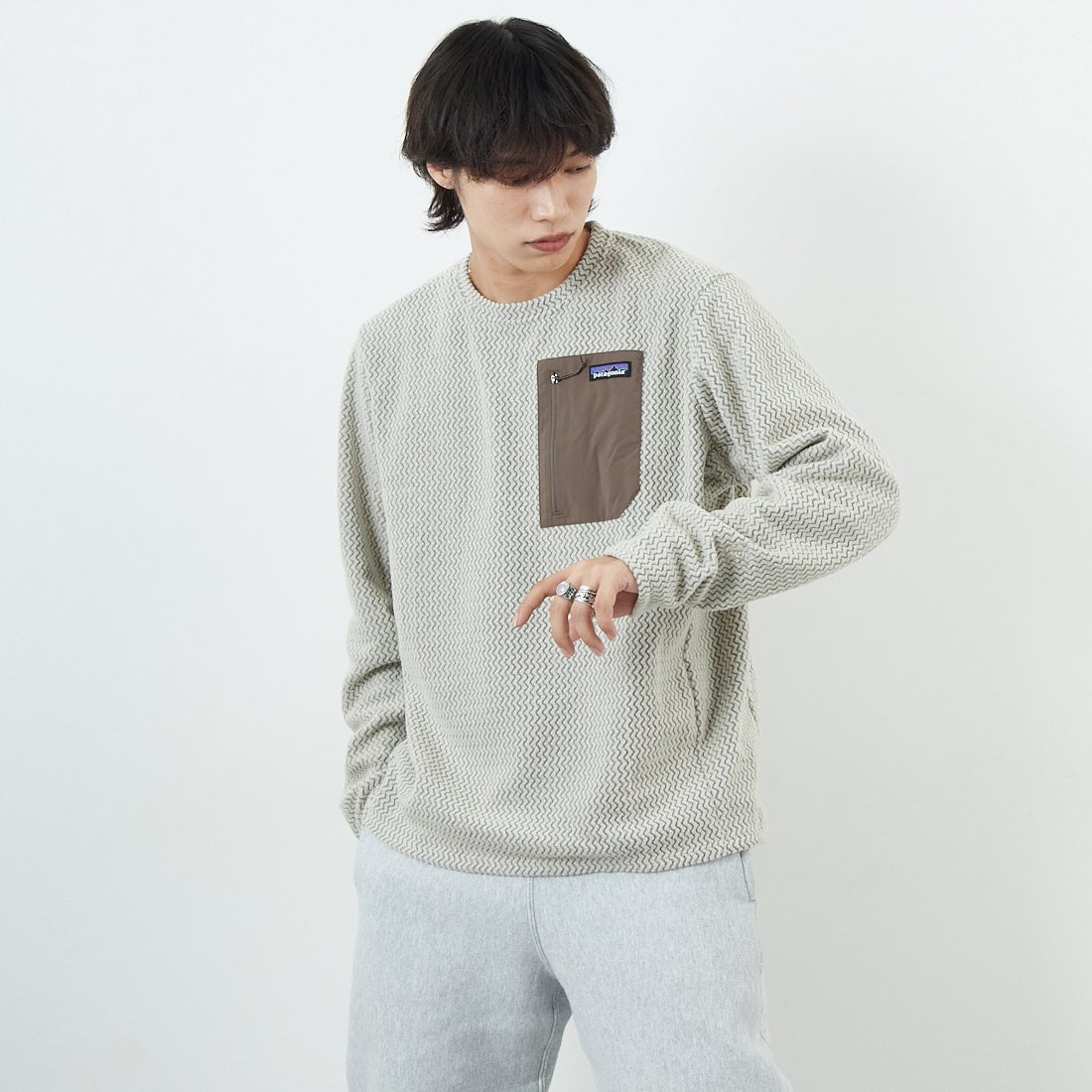 patagonia [パタゴニア] メンズ R1 エア・クルー [40236] PLCN &&モデル身長：179cm 着用サイズ：L&&