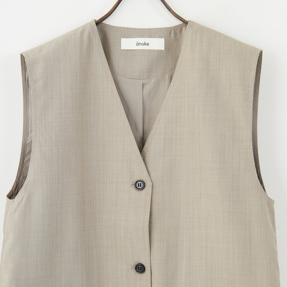 anuke [アンヌーク] Vネック ステッチベスト [62520112] BEG
