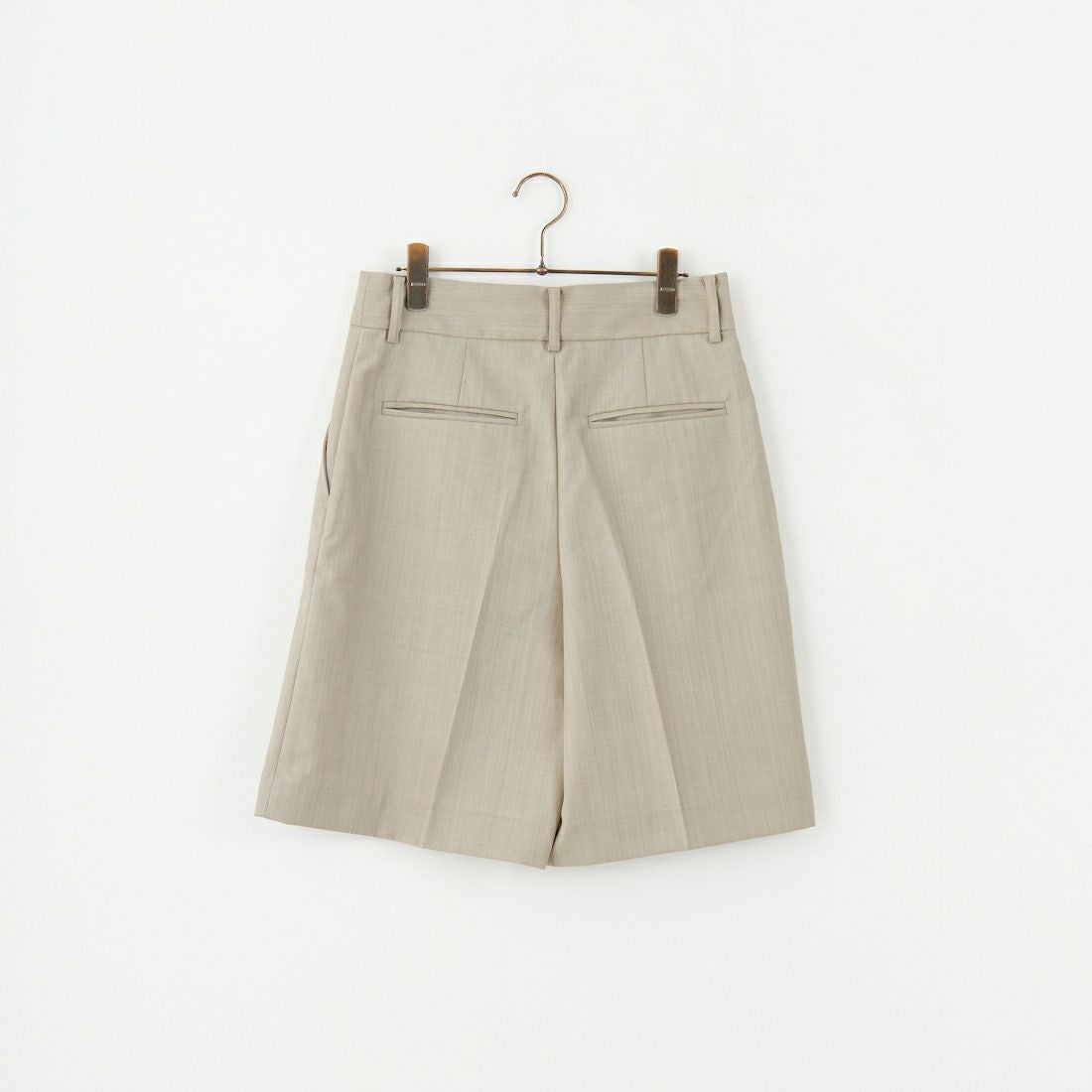 anuke [アンヌーク] センタープレス ハーフパンツ [62520710] BEG