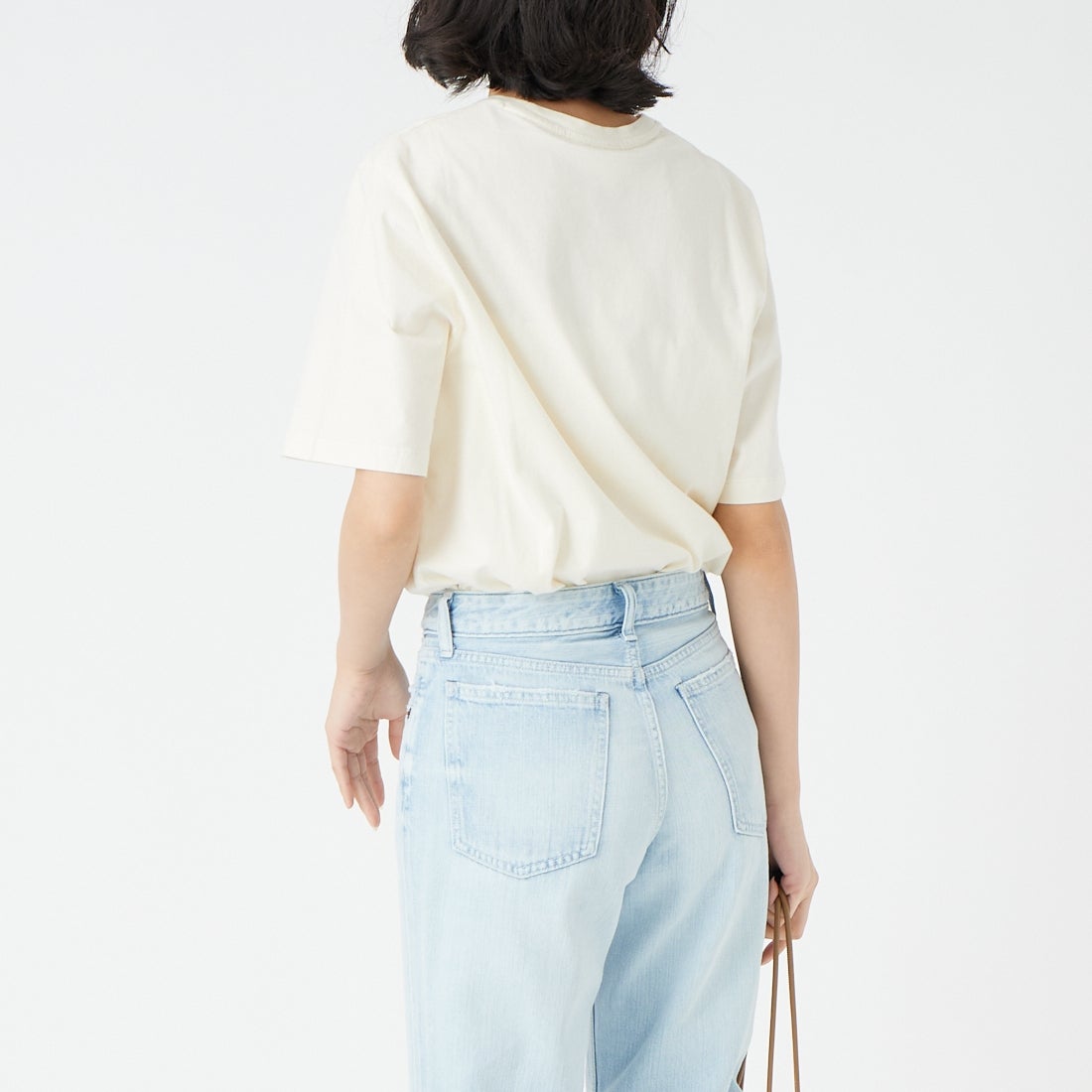 MAISON KITSUNE [メゾン キツネ] フォックスヘッド レギュラーTシャツ [PM00107KJ7026] 0063 NOBLE &&モデル身長：162cm 着用サイズ：XS&&