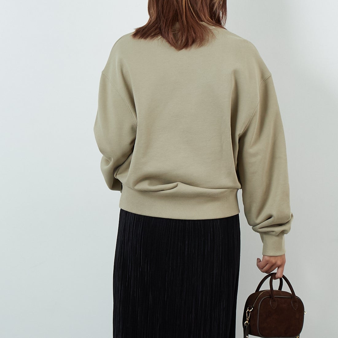 MAISON KITSUNE [メゾン キツネ] スタンディングフォックス コンフォートスウェット [PM00311KM0341] 0302 C.BEI &&モデル身長：167cm 着用サイズ：XS&&