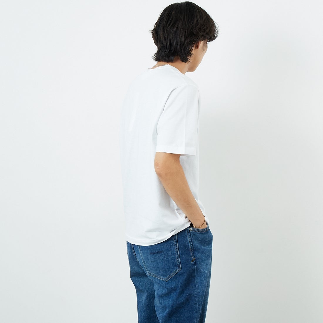 MAISON KITSUNE [メゾン キツネ] スタンディングフォックス コンフォートTシャツ [PM00123KJ7026] P100 WHITE &&モデル身長：179cm 着用サイズ：S&&