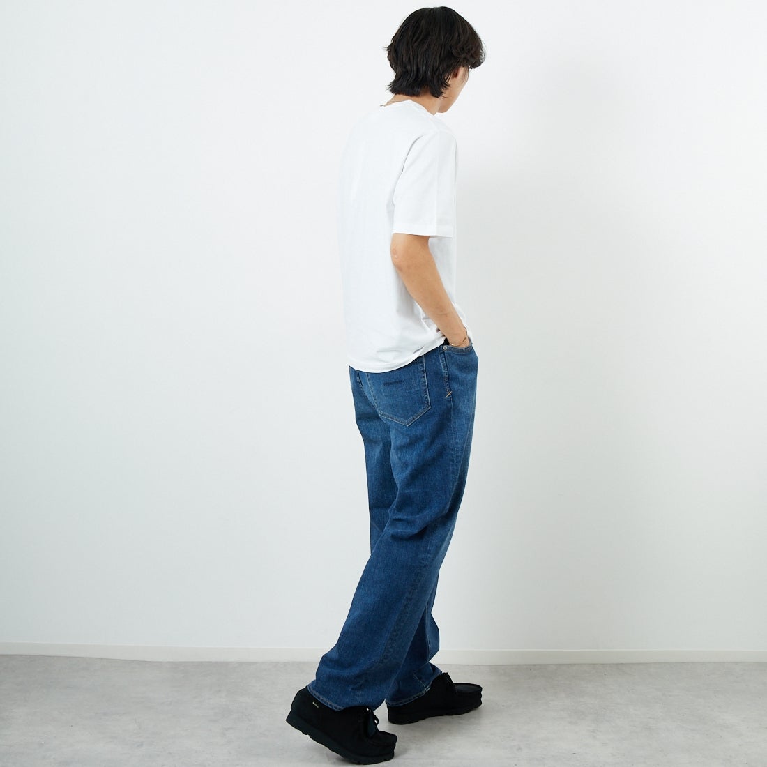 MAISON KITSUNE [メゾン キツネ] スタンディングフォックス コンフォートTシャツ [PM00123KJ7026] P100 WHITE &&モデル身長：179cm 着用サイズ：S&&