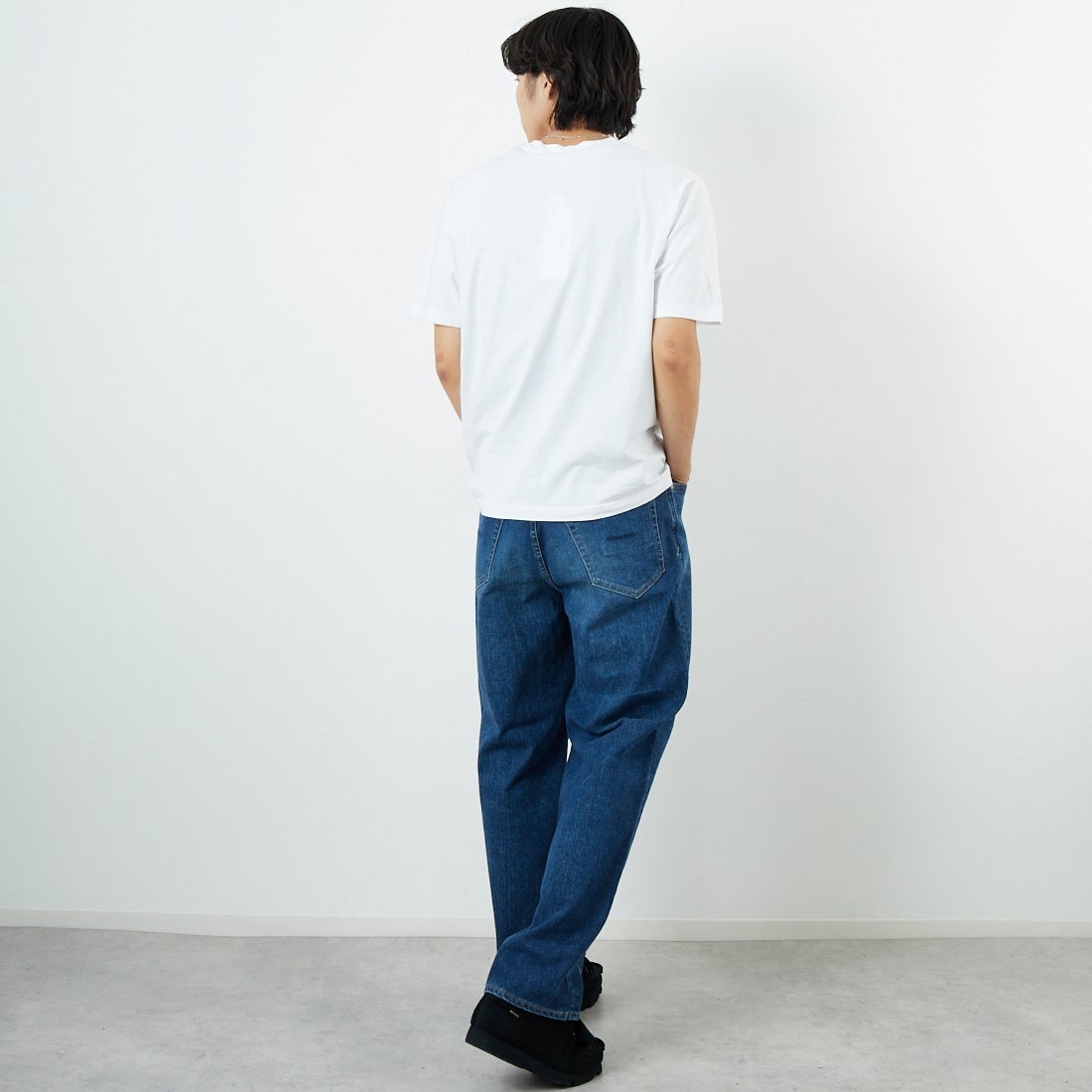 MAISON KITSUNE [メゾン キツネ] スタンディングフォックス コンフォートTシャツ [PM00123KJ7026] P100 WHITE &&モデル身長：179cm 着用サイズ：S&&