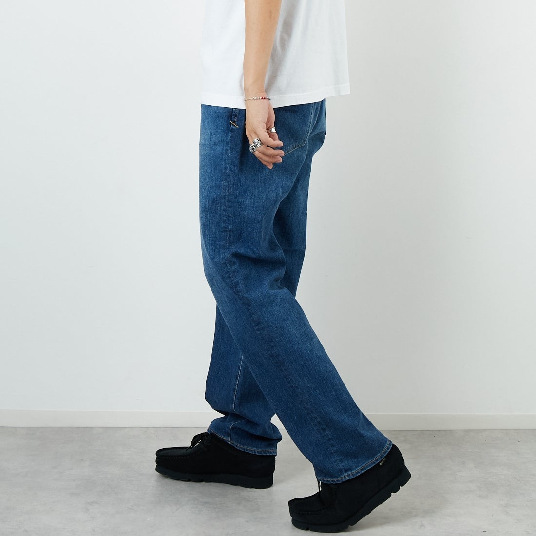 YANUK [ヤヌーク] PREMIUM2 ワイドストレート ROOMY/ルーミー [57251003] PBL &&モデル身長：179cm 着用サイズ：L&&