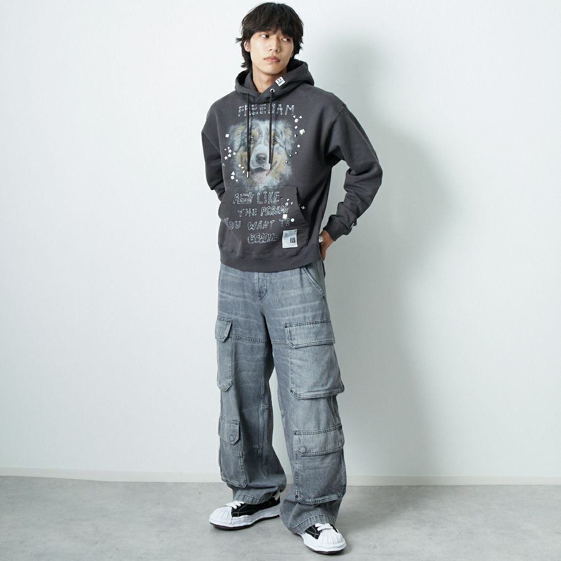 Maison MIHARA YASUHIRO [メゾン ミハラヤスヒロ] エンベリッシュド ダメージフーディ [J15HD722] BLACK &&モデル身長：179cm 着用サイズ：44&&