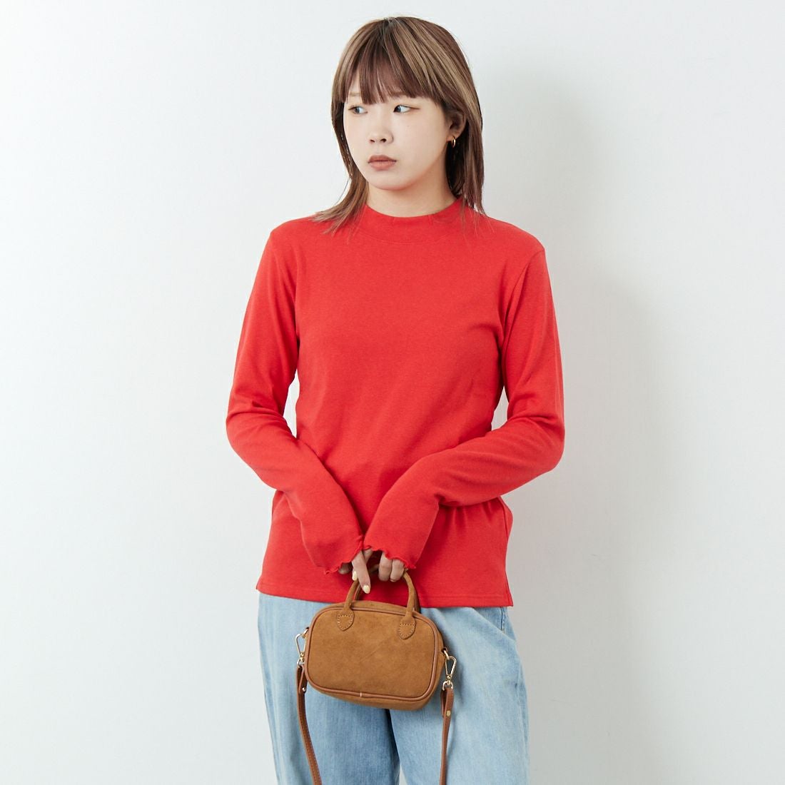 Kelen [ケレン] ハイネックカットソー [LKL25FCS2004] RED &&モデル身長：167cm 着用サイズ：F&&