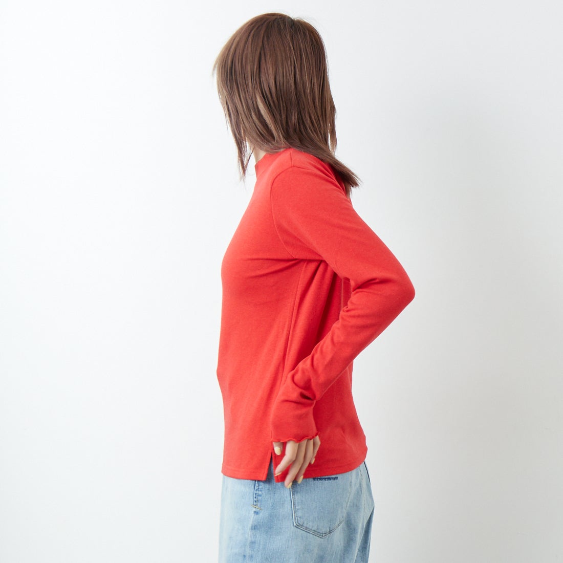 Kelen [ケレン] ハイネックカットソー [LKL25FCS2004] RED &&モデル身長：167cm 着用サイズ：F&&