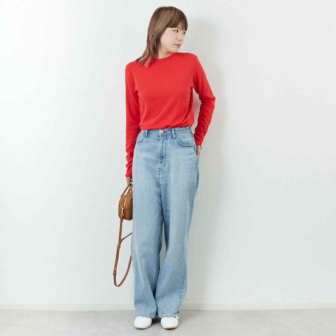 Kelen [ケレン] ハイネックカットソー [LKL25FCS2004] RED &&モデル身長：167cm 着用サイズ：F&&