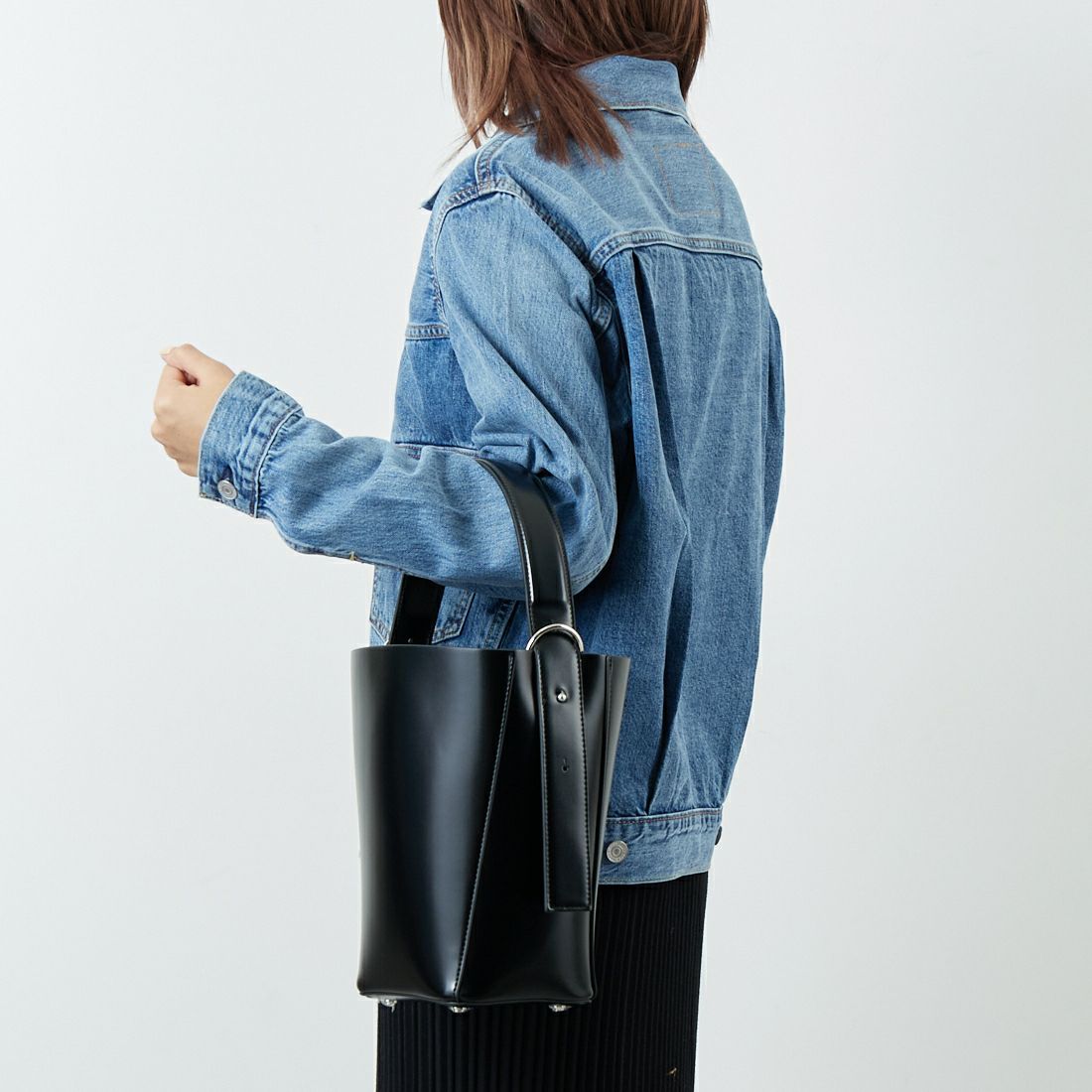 &MyuQ [アンドミューク] LIBER バケツ型トートバッグ [MCB114] BLACK