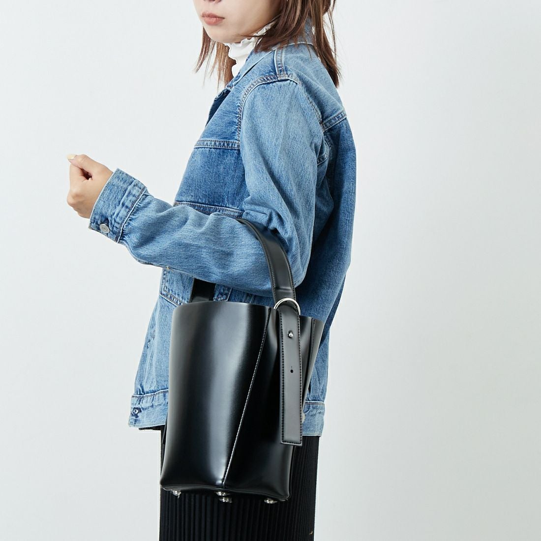 &MyuQ [アンドミューク] LIBER バケツ型トートバッグ [MCB114] BLACK