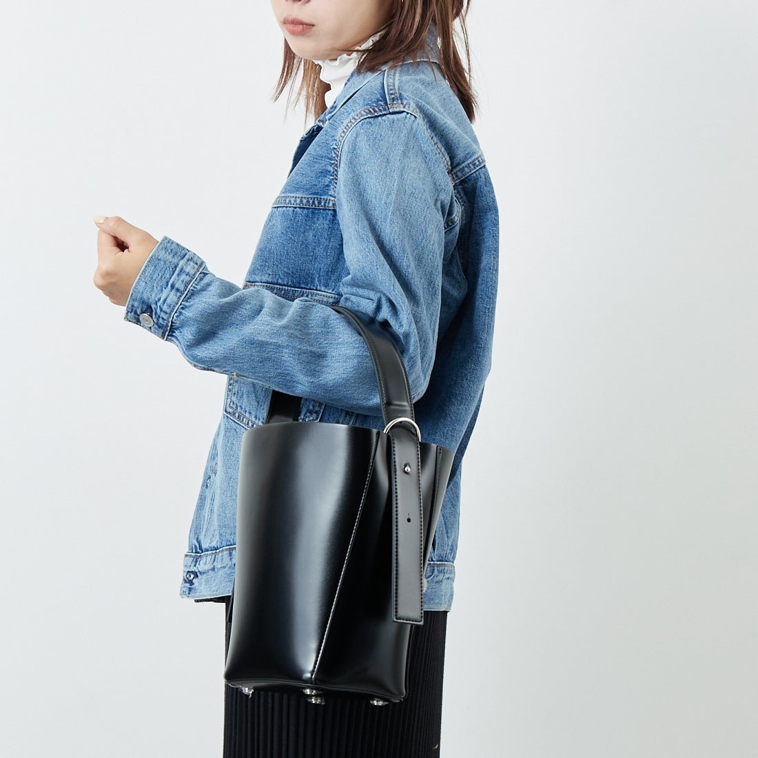 &MyuQ [アンドミューク] LIBER バケツ型トートバッグ [MCB114] BLACK