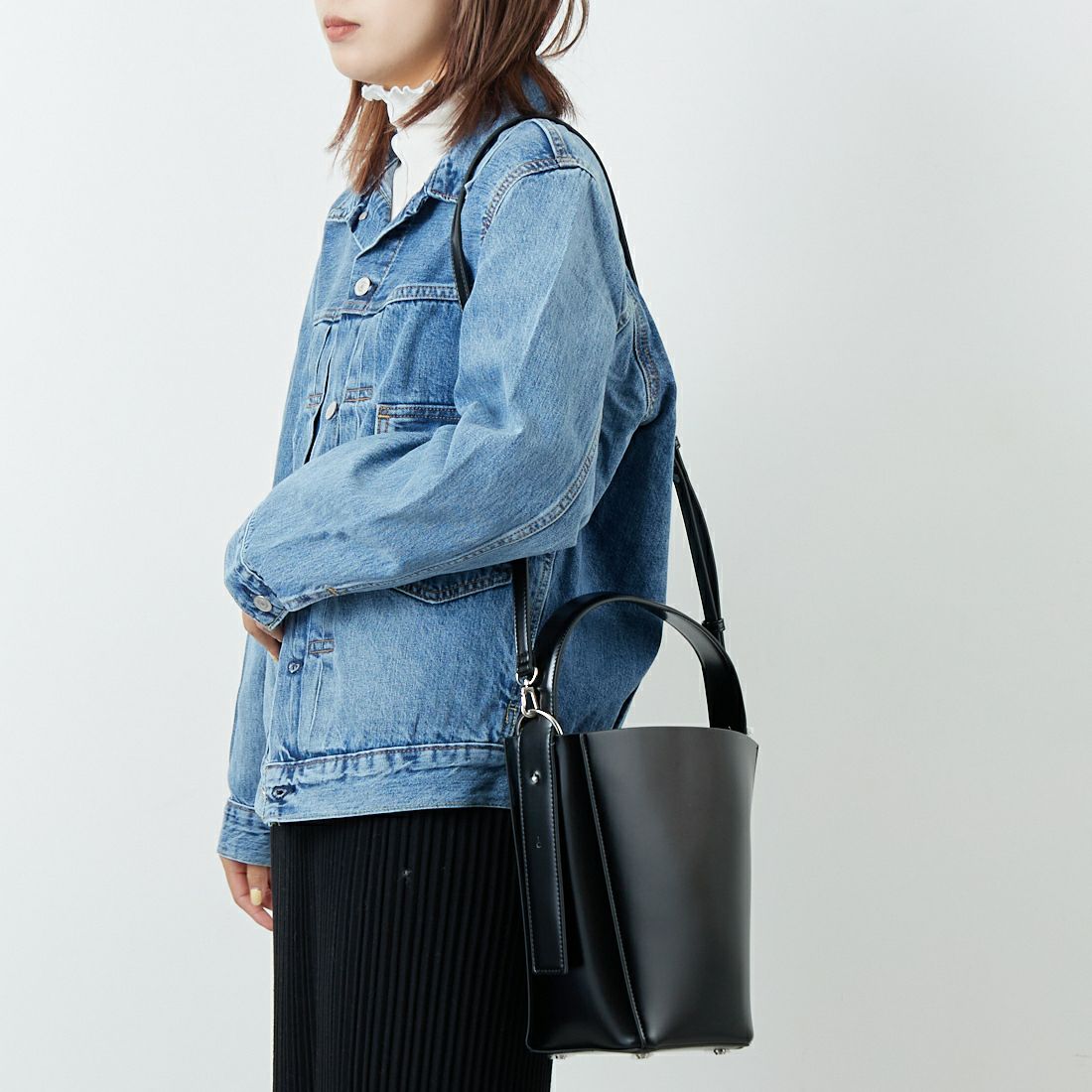 &MyuQ [アンドミューク] LIBER バケツ型トートバッグ [MCB114] BLACK