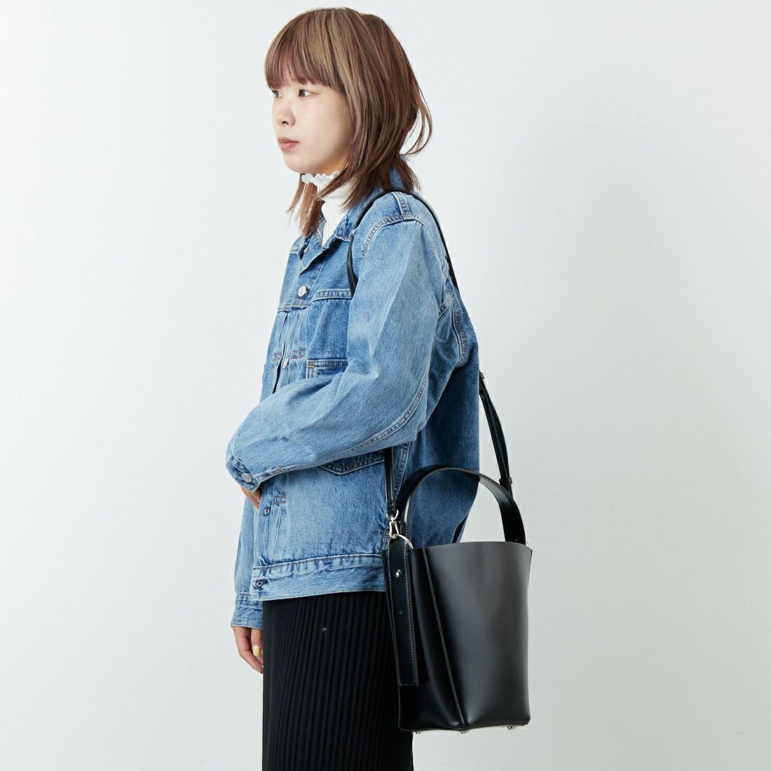 &MyuQ [アンドミューク] LIBER バケツ型トートバッグ [MCB114] BLACK