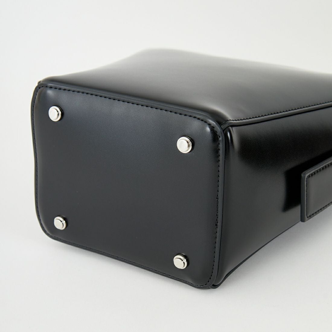 &MyuQ [アンドミューク] LIBER バケツ型トートバッグ [MCB114] BLACK