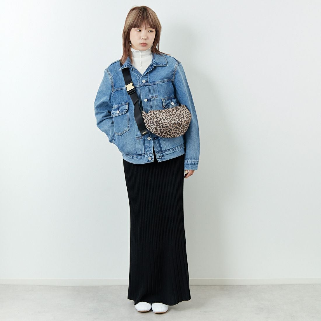 VIOLAd'ORO [ヴィオラドーロ] BIANCA レオパード柄ボディバッグ [V-2257] LEOPARD/BK