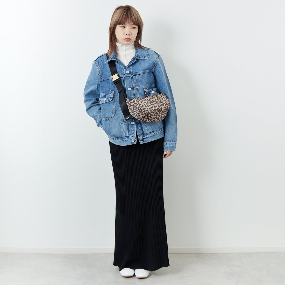 VIOLAd'ORO [ヴィオラドーロ] BIANCA レオパード柄ボディバッグ [V-2257] LEOPARD/BK