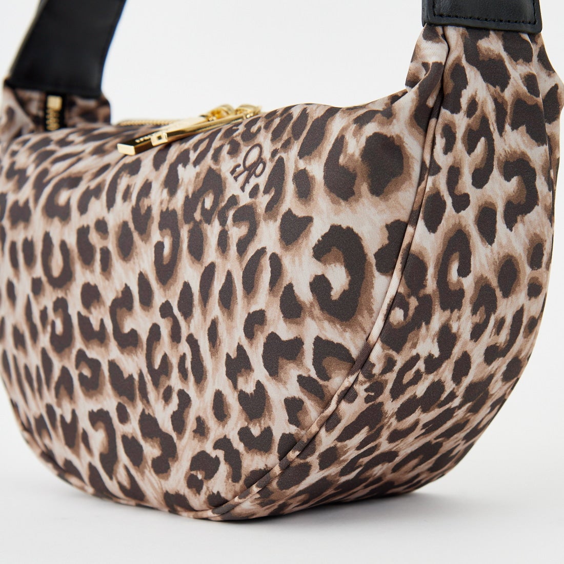 VIOLAd'ORO [ヴィオラドーロ] BIANCA レオパード柄ボディバッグ [V-2257] LEOPARD/BK