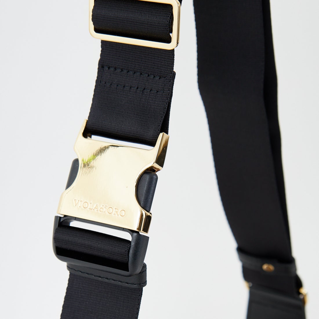 VIOLAd'ORO [ヴィオラドーロ] BIANCA レオパード柄ボディバッグ [V-2257] LEOPARD/BK