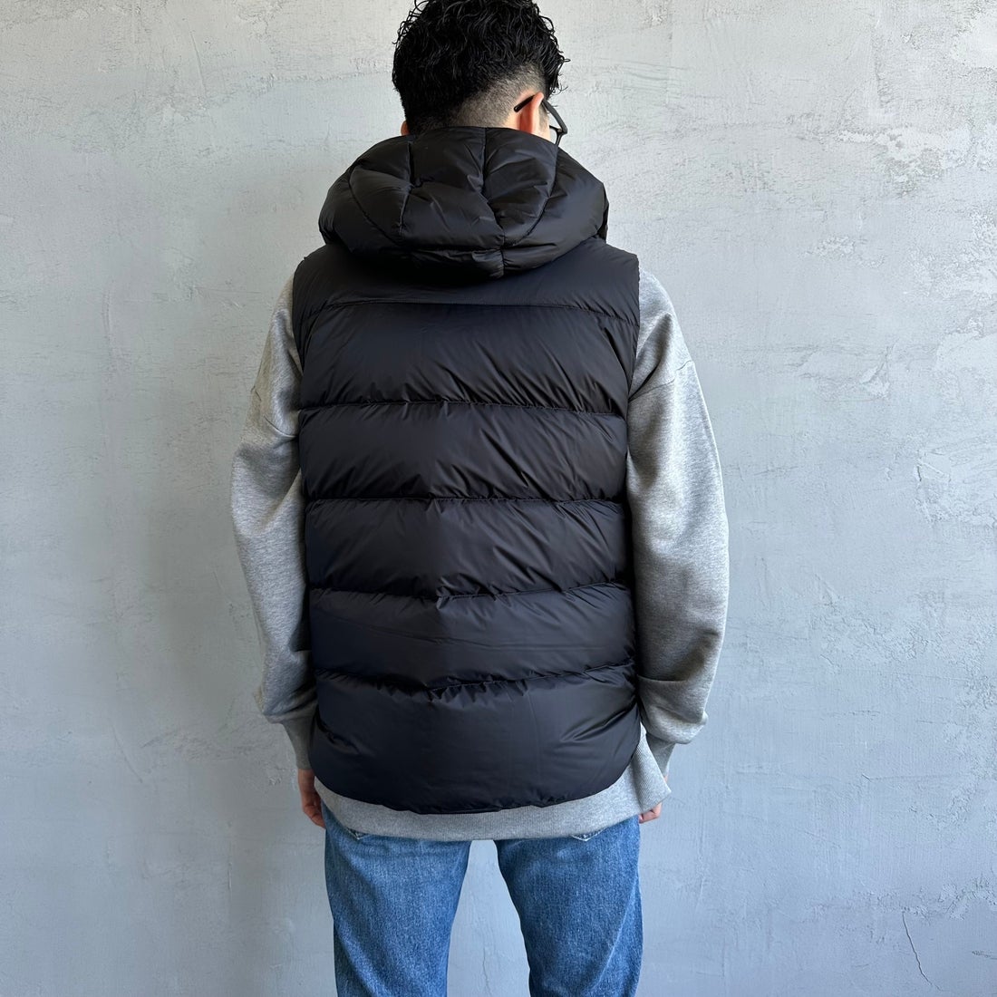 TATRAS [タトラス] POSEIDONE ダウンベスト [MJXA0003013588] BLACK &&モデル身長：168cm 着用サイズ：2&&