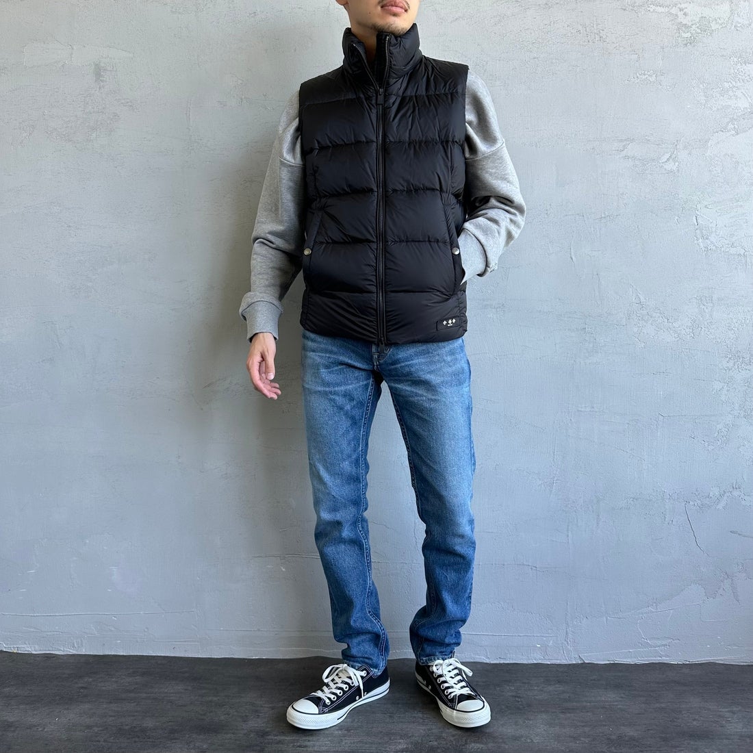 TATRAS [タトラス] POSEIDONE ダウンベスト [MJXA0003013588] BLACK &&モデル身長：168cm 着用サイズ：2&&