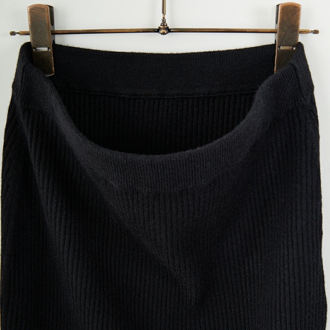 USINE [ユジーヌ] リブニットタイトスカート [IN1-KT-5] BLACK