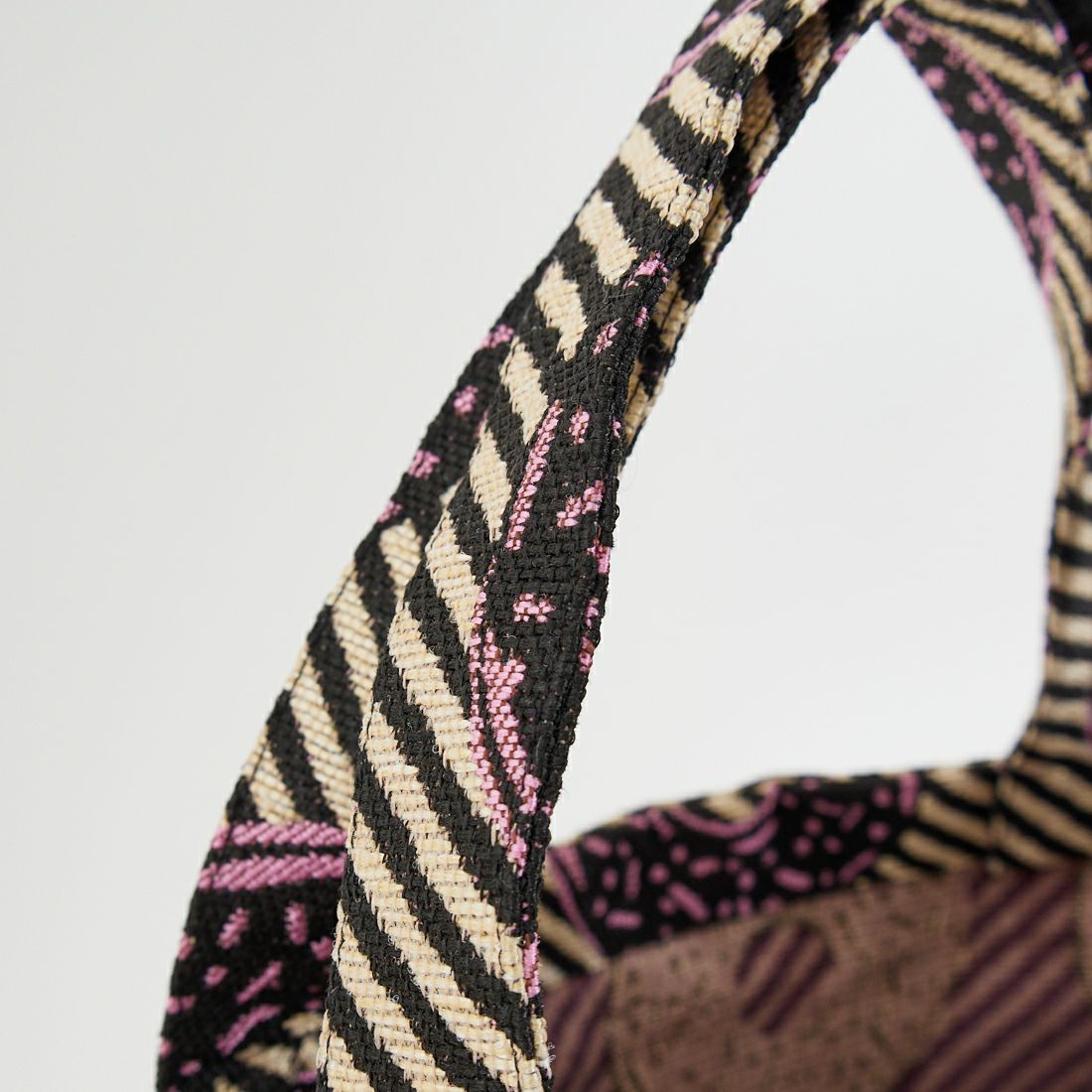 Bindu [ビンドゥー] ドーナツジャガード リバーストートバッグ [BBB-2152] NATURAL BK